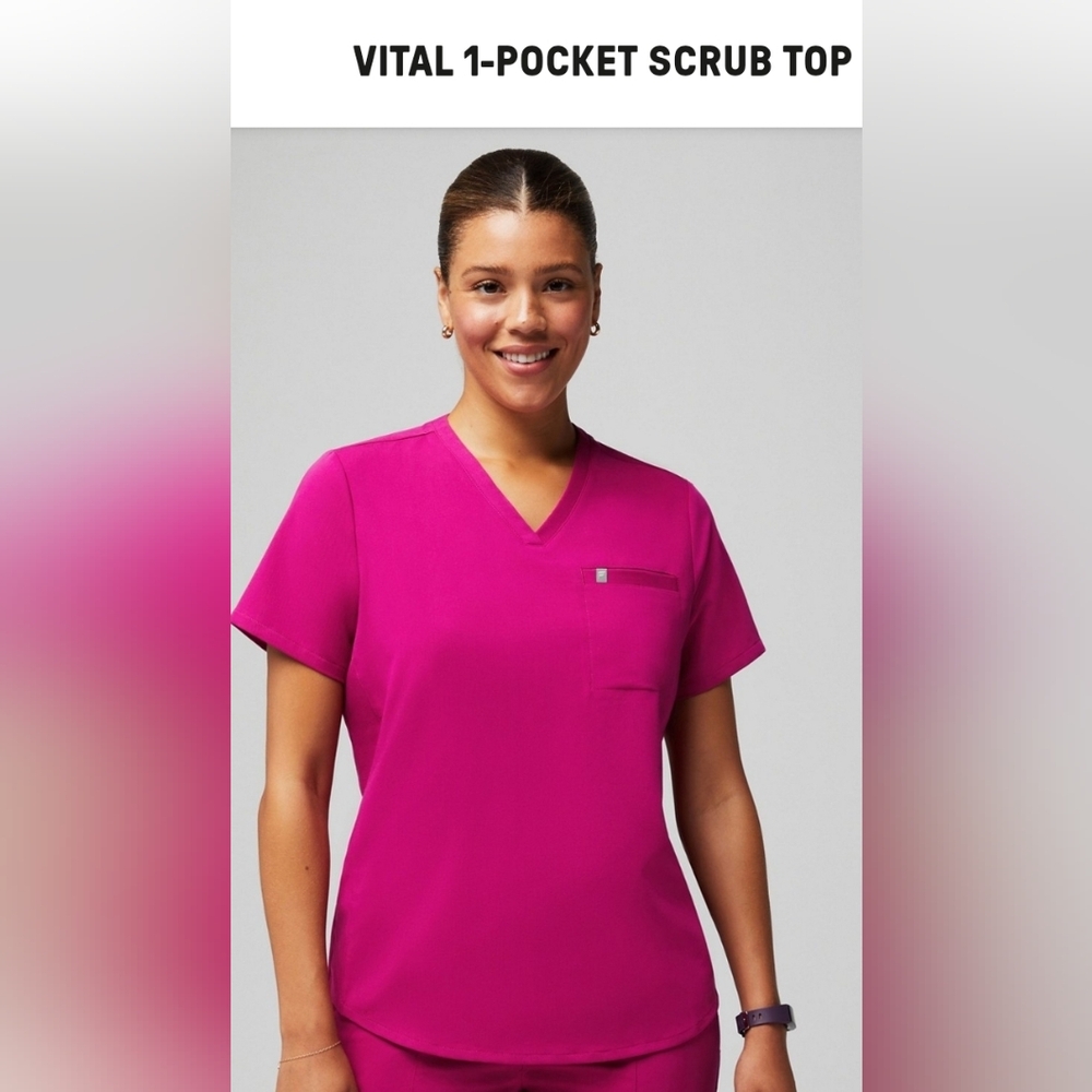 Fabletics Scrub Set Vital 1 scrub top size Medium + On call Jogger size Small